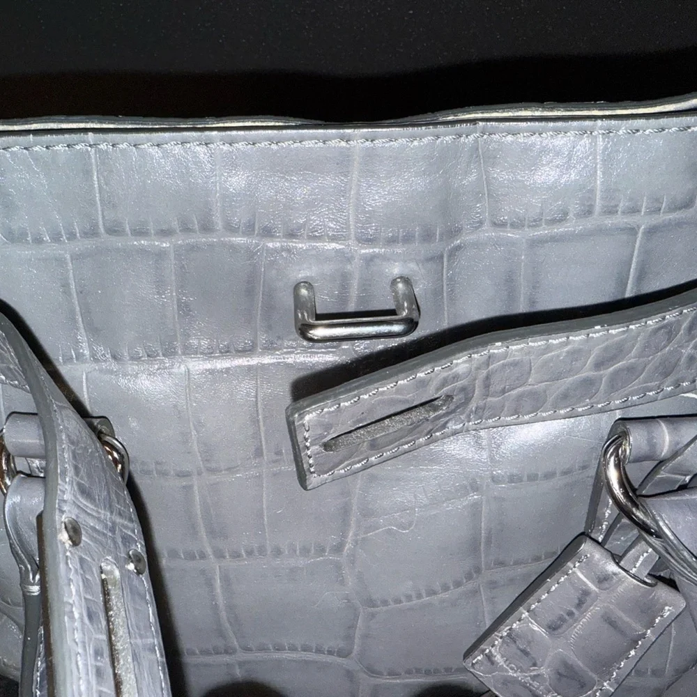 Michael Kors Hamilton gray crocodile embossed shoulder satchel purse
